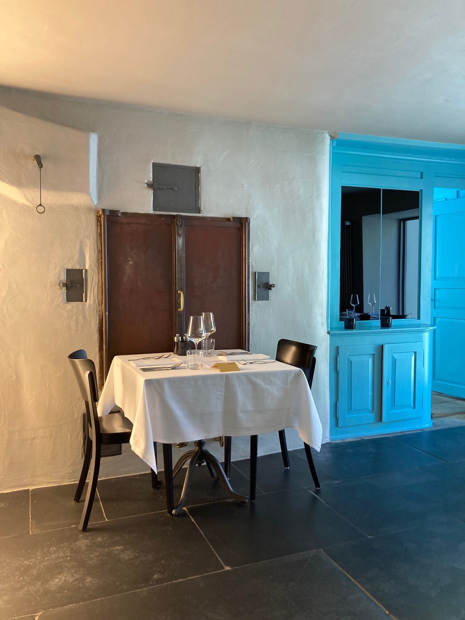 Tischgedeck & Tafelarrangement – Wie wird ein Tisch eingedeckt?